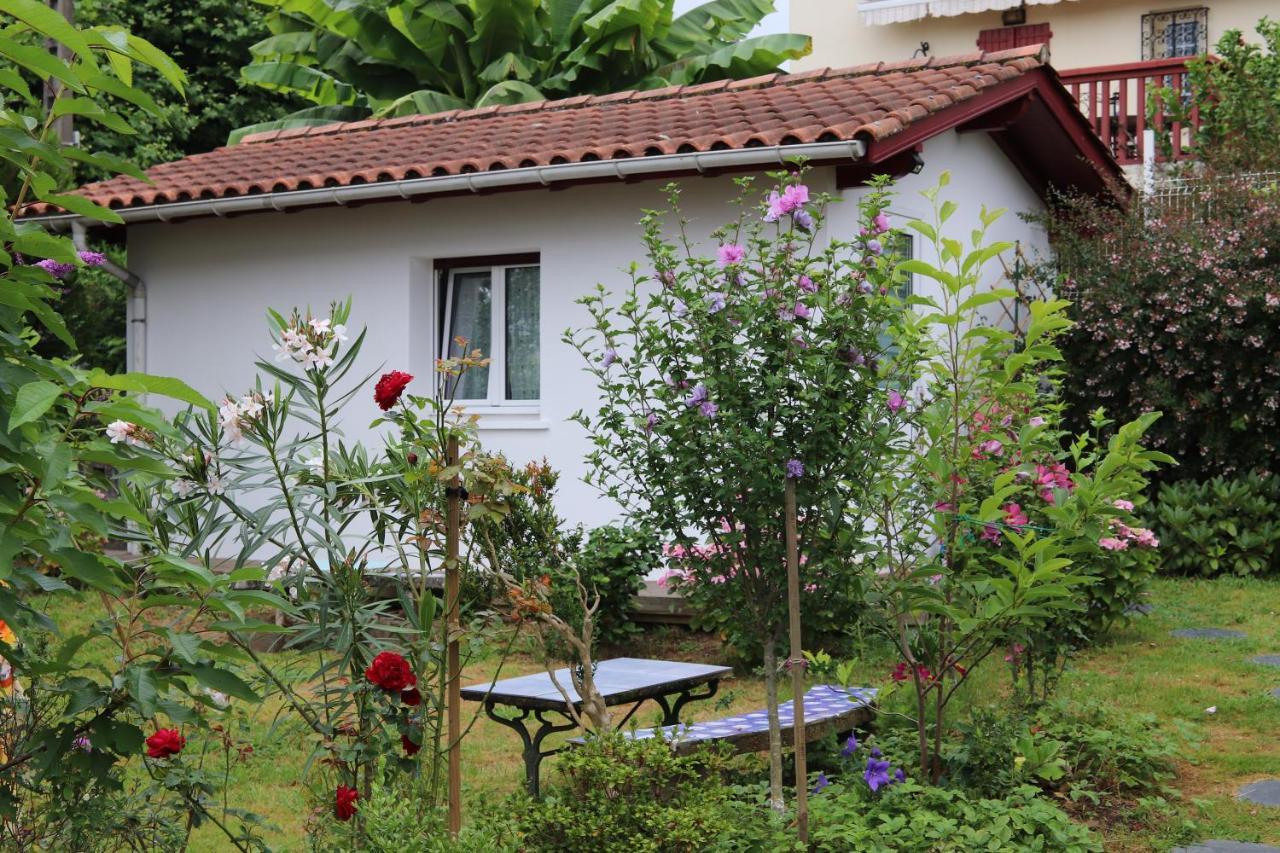 Chambres D'Hotes "Hor Dago" Pres De La Gare D'Hendaye Avec Le Petit-Dejeuner Eksteriør bilde